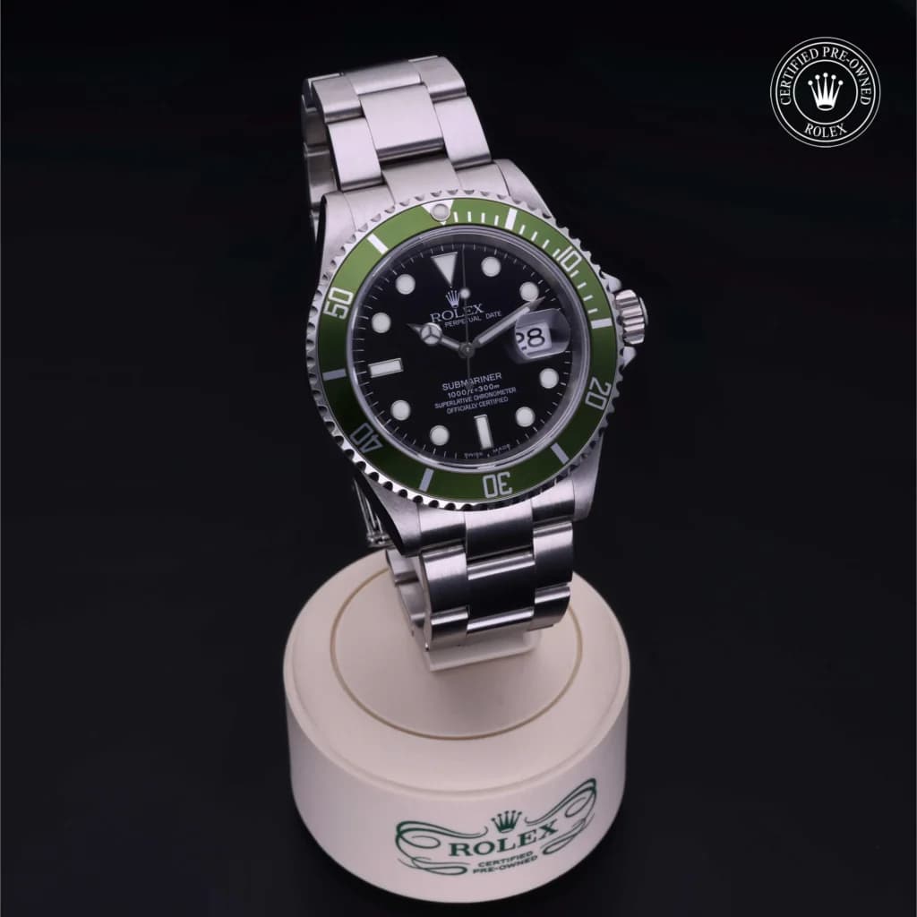 Oyster Perpetual Submariner Date - image 6