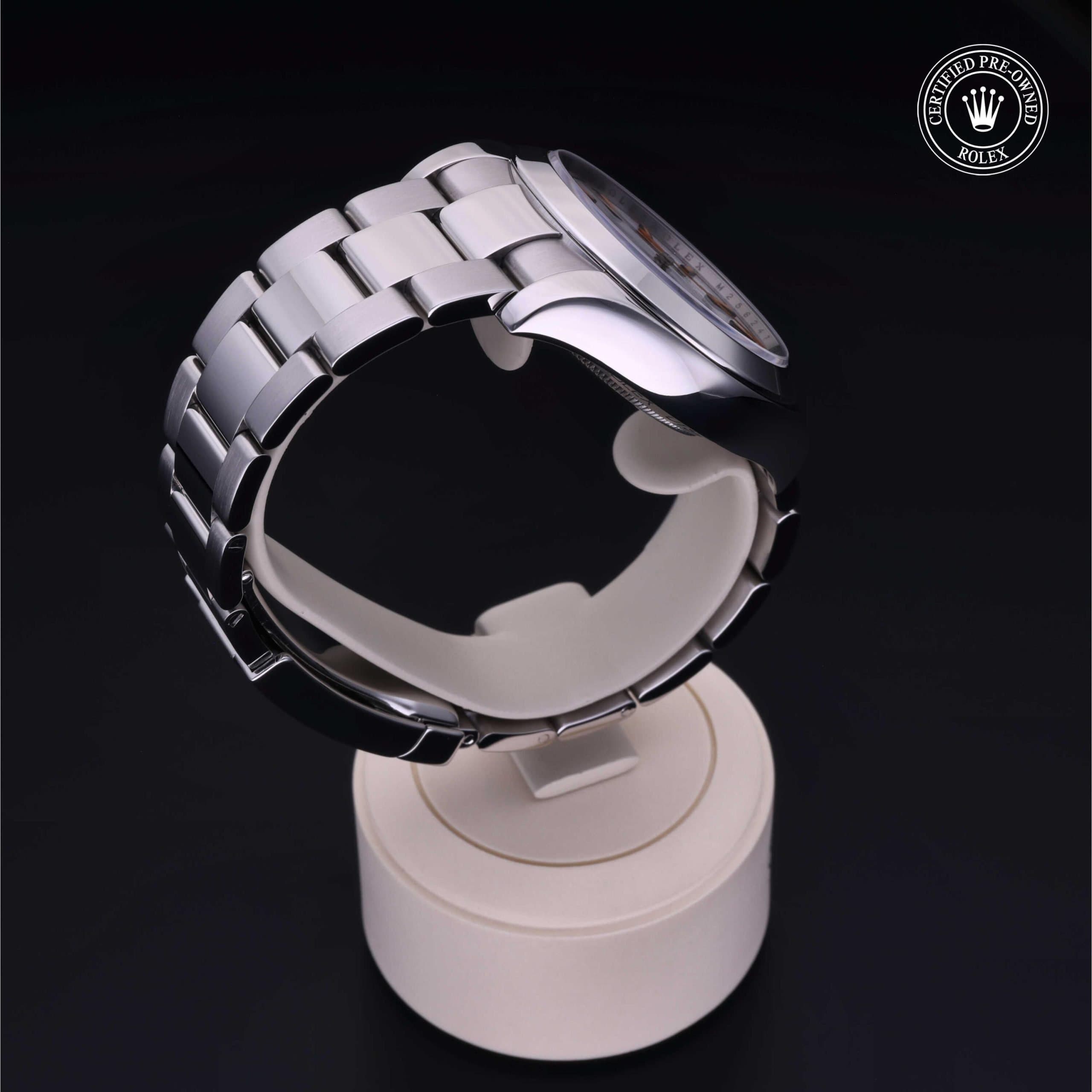 Milgauss - image 5
