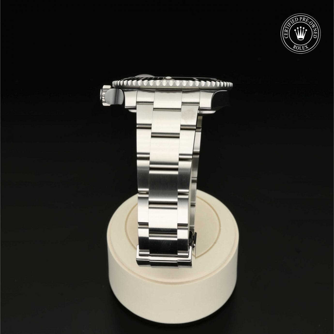 Oyster Perpetual Submariner Date - image 4