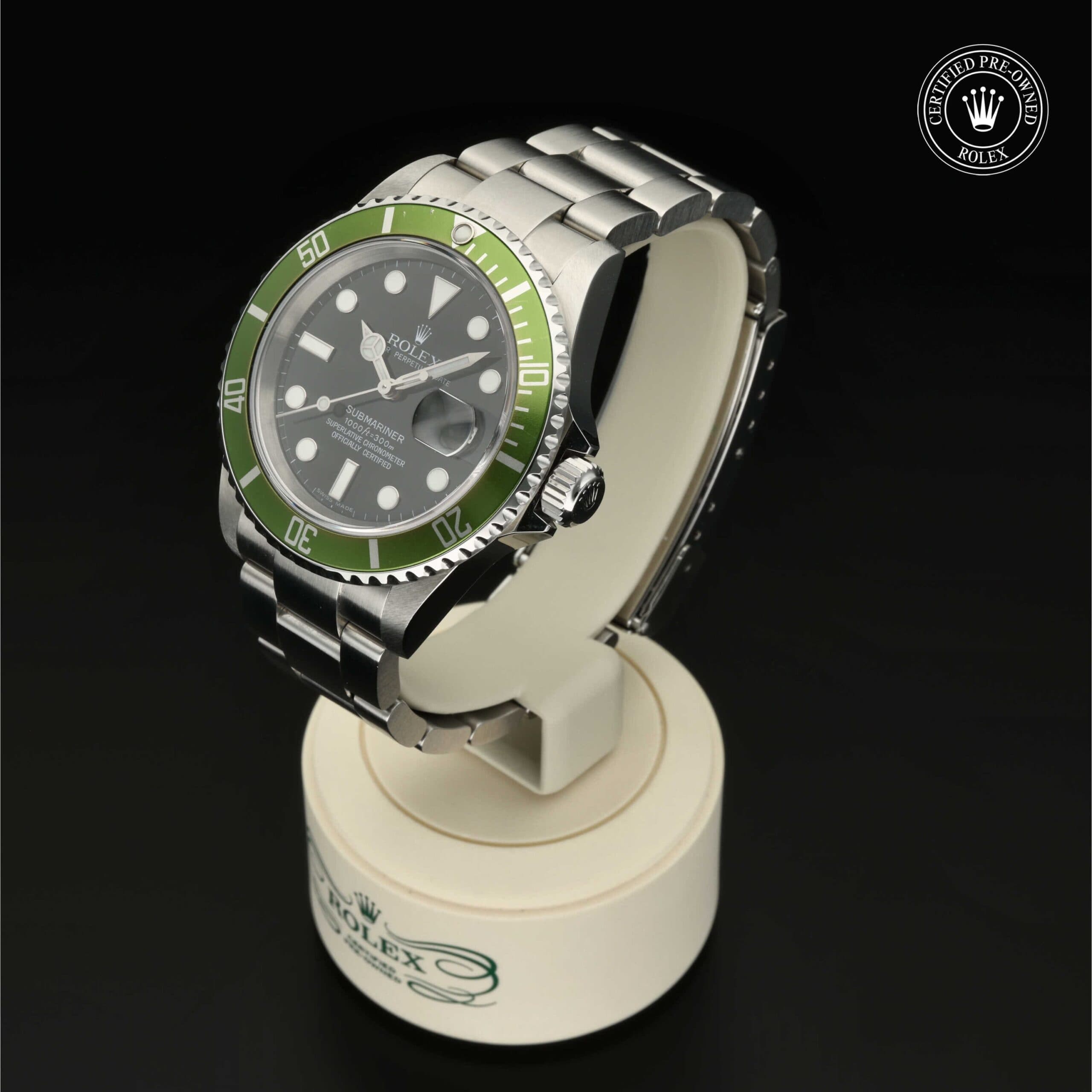 Oyster Perpetual Submariner Date - image 3