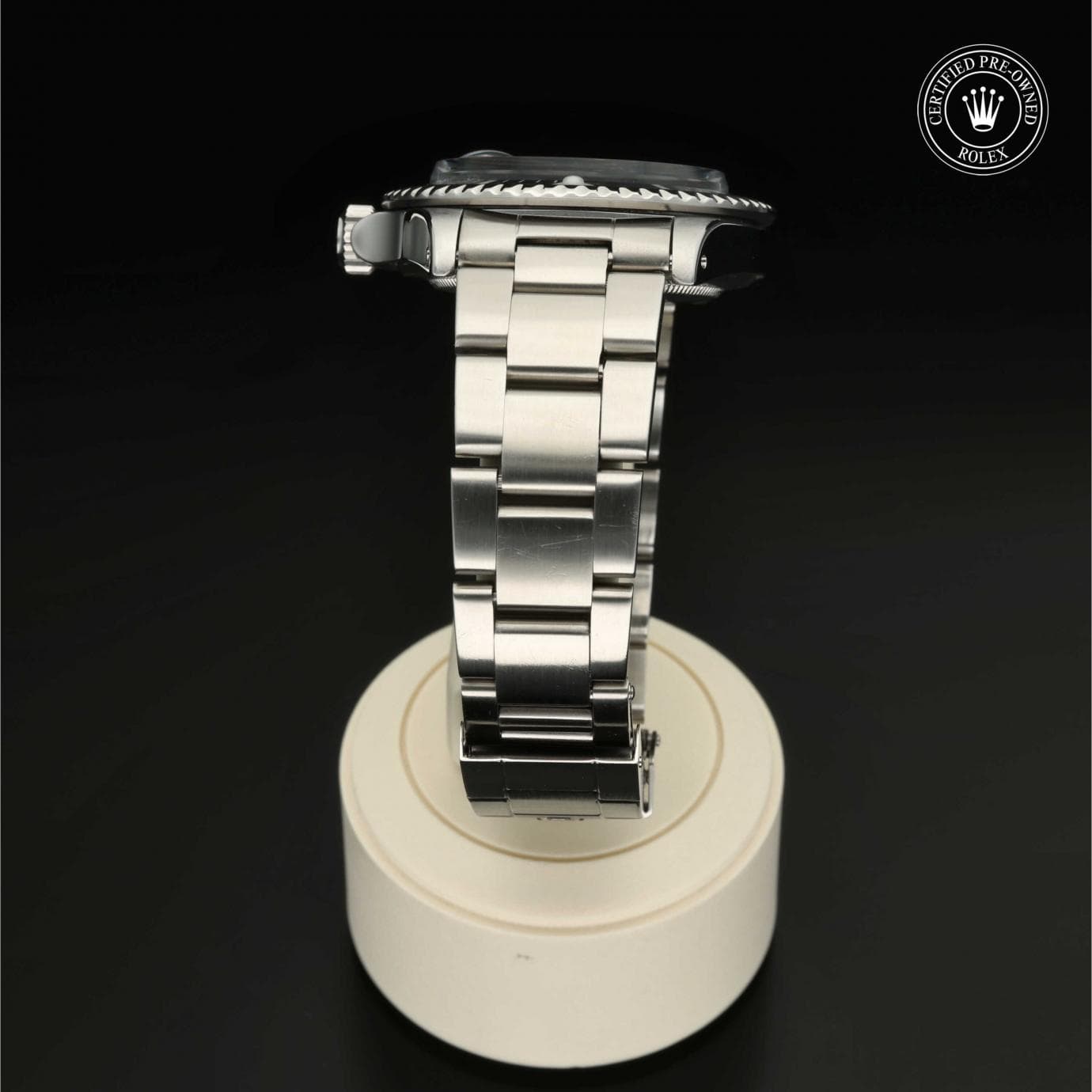 Oyster Perpetual Submariner Date - image 4