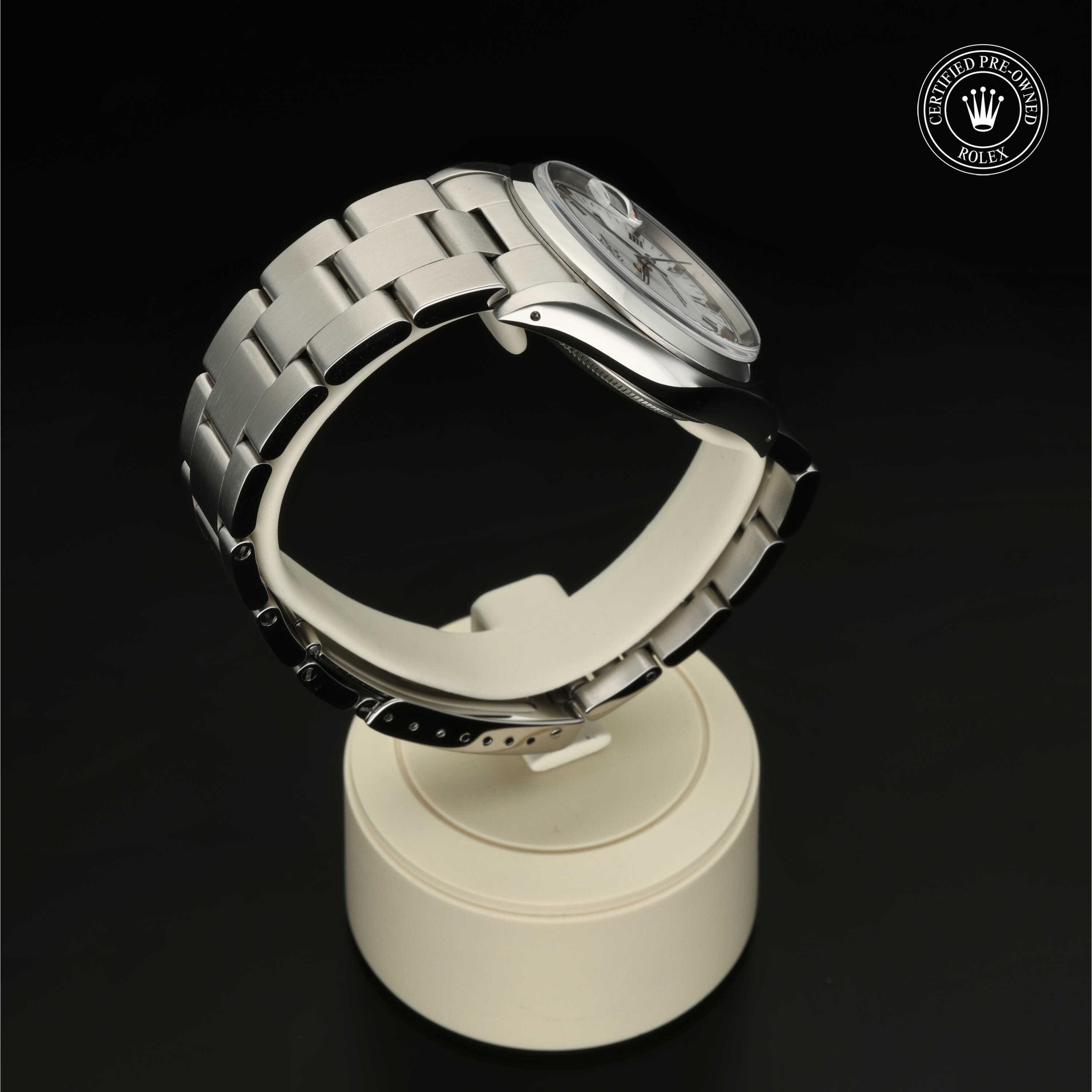 Oyster Perpetual Date 34 - image 5